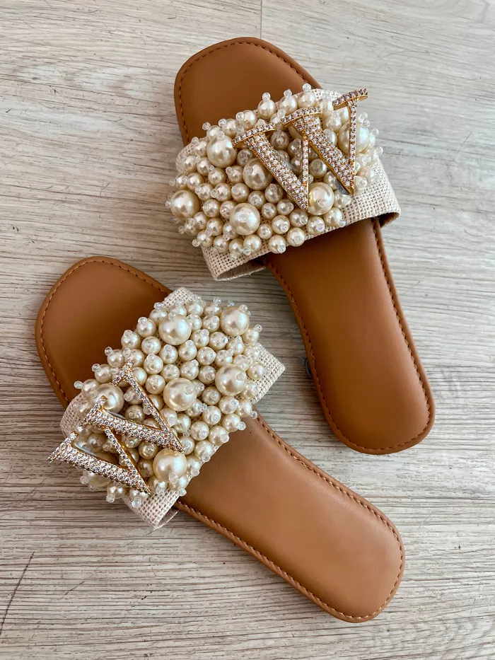 Earrings PRERTO ECOMMERCE PRIVATE LIMITED Personalised Pearl Clustered Sliders