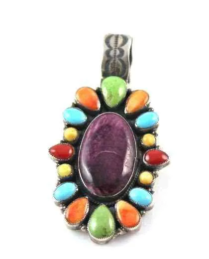Don Lucas Charm Necklaces Cluster Pendant