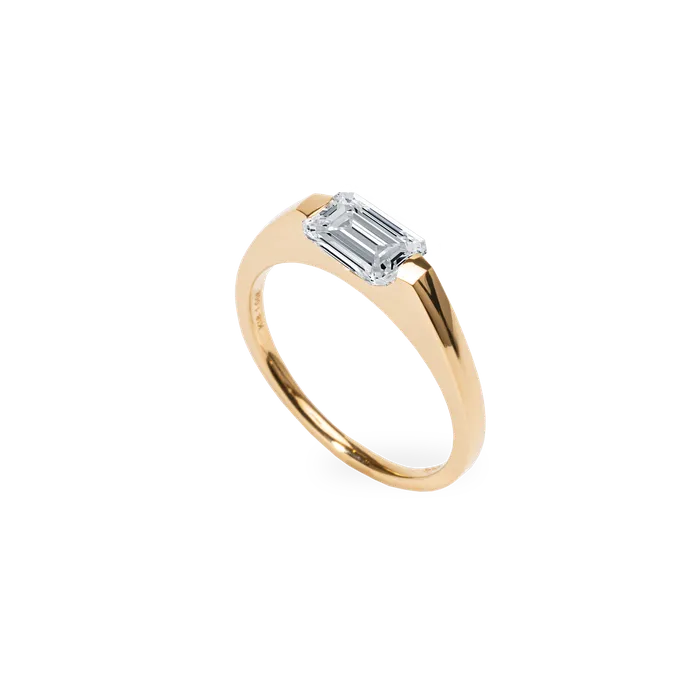 Facet 1ct Emerald Ring PRMAL Rings Facet 1ct Emerald Ring PRMAL Rings