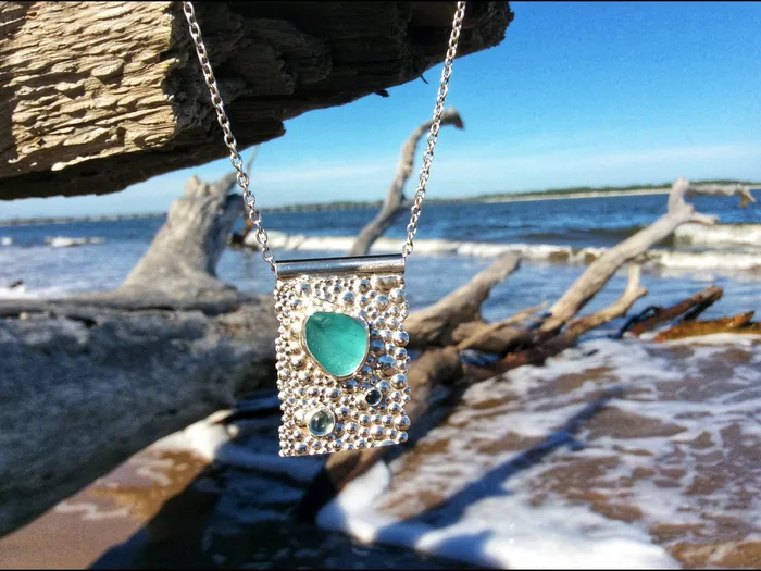 Shannon Russell Jewelry Necklaces Sea Glass and Bubbles Necklace