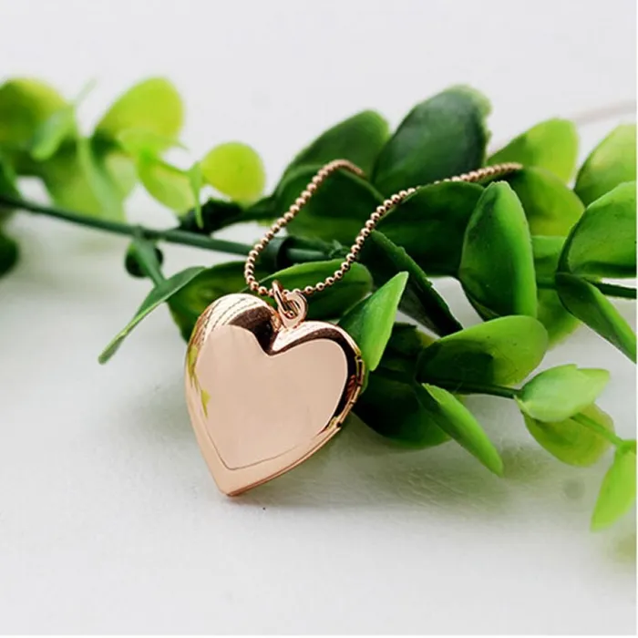 Necklaces sparklingselections Womens Rose Gold Heart Shaped Necklace