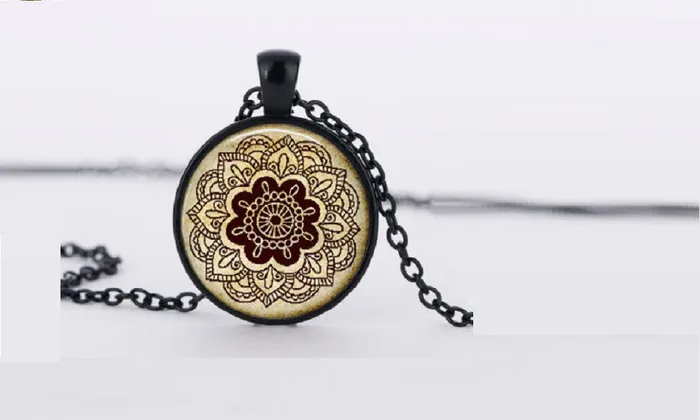 sparklingselections Vintage Glass Flower Mandala Pendant Necklace Necklaces sparklingselections Vintage Glass Flower Mandala Pendant Necklace Necklaces
