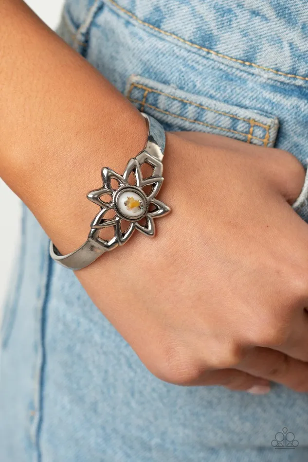 Bracelets Paparazzi Accessories Sahara Garden White Bracelet Jewelry by Bretta