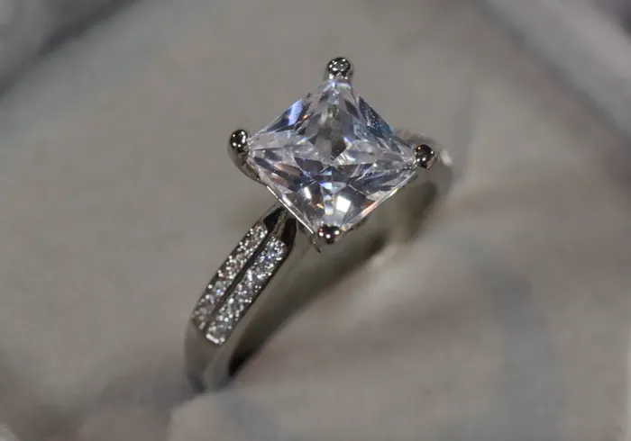 Lab Diamonds London Rings Womens Princess Cut Diamond Ring Promise Ring Engagement Ring