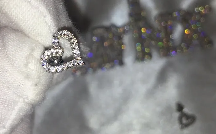 Minx London Earrings Diamond Earrings Heart Earrings Womens Earrings Heart earrings with Diamonds Heart Ear Studs Womens Diamond Ear Studs Ear Studs