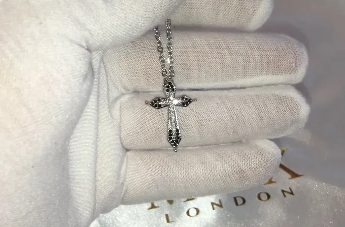 Necklaces Minx London Diamond Cross Necklace Cross Necklace Diamond